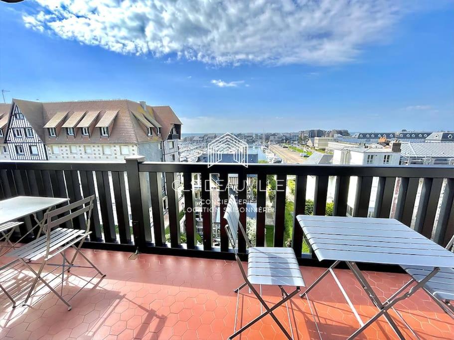 Le Castel 1 C.L.S Deauville Exterior foto